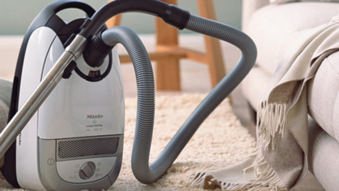 Il viaggio dell&#39;aspirapolvere: dall&#39;automazione di base all&#39;intelligenza all&#39;avanguardia